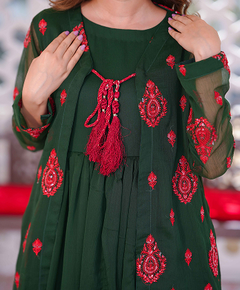 Minimalist Embroided Traditional Dress-3�Peice