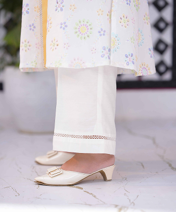 Timeless Chikankaari Outfit for Casual�Wear